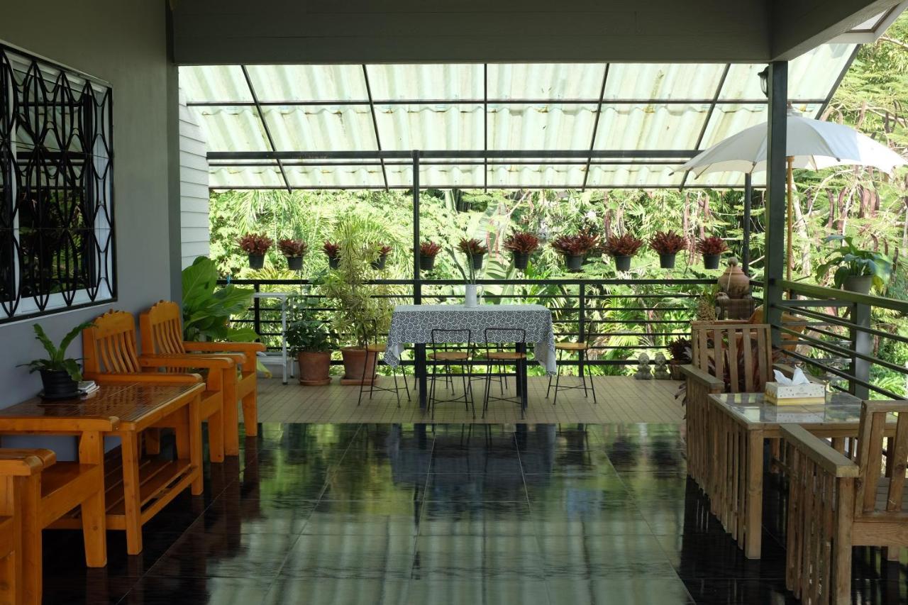 Apartamento Rai Boonsom Phrao Exterior foto