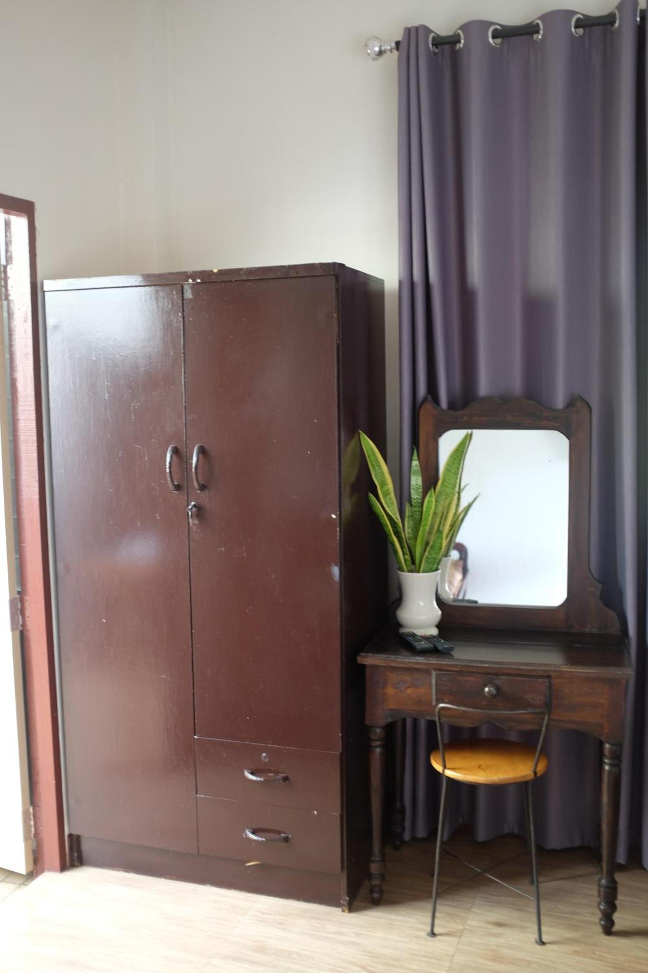 Apartamento Rai Boonsom Phrao Habitación foto