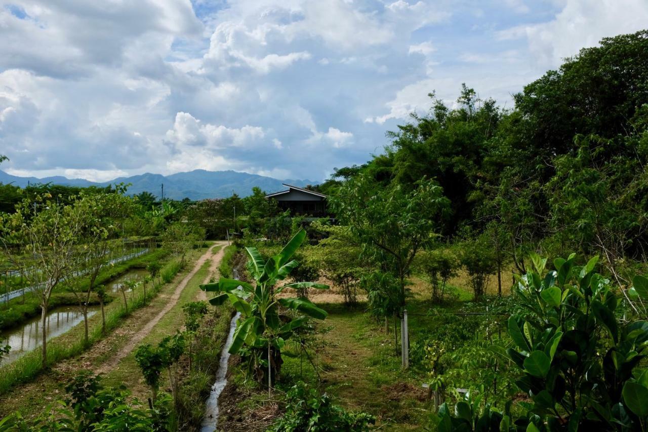Apartamento Rai Boonsom Phrao Exterior foto