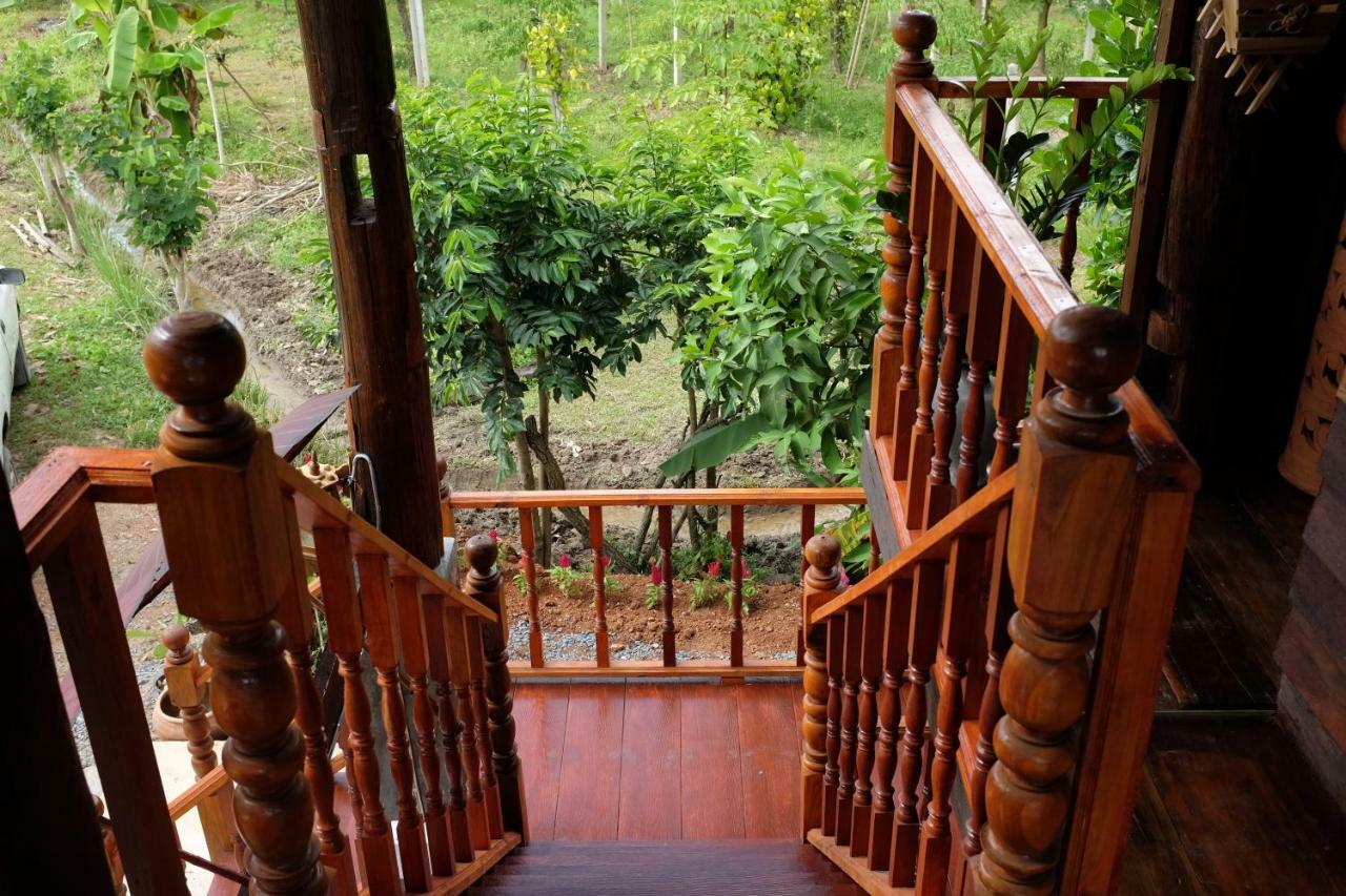 Apartamento Rai Boonsom Phrao Exterior foto