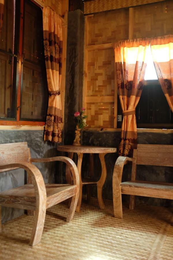 Apartamento Rai Boonsom Phrao Exterior foto